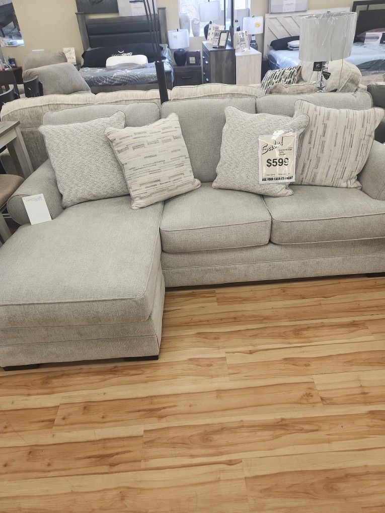 Eastonbridge Sofa Chaise
