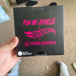 Hotwheels X Run the jewels X Volcom