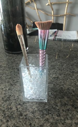 New And Used Makeup Brushes For In Miami Fl Offerup Makeup Brush Holder For In Miami Fl