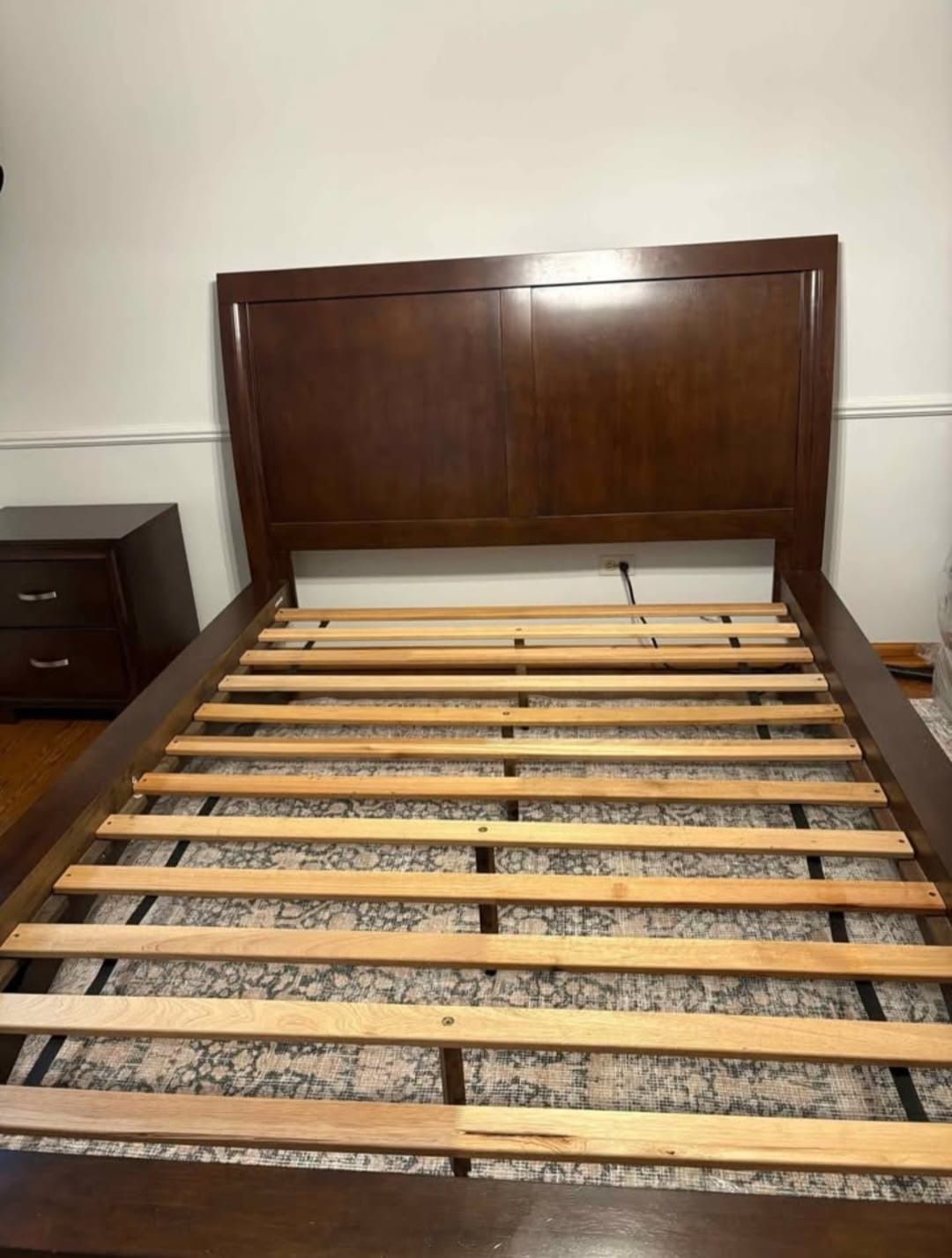 Dark Brown Wood Furniture With Mattress