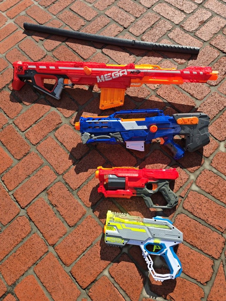 4 Nerf Guns