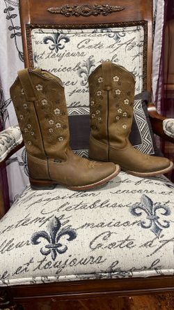 Reyme Size 6.5 Cowgirl Boots - Western Boots