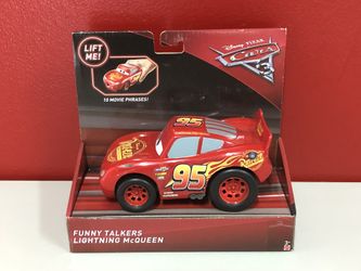 Disney Pixar Cars 3 Crazy 8 Crashers Lightning McQueen Vehicle