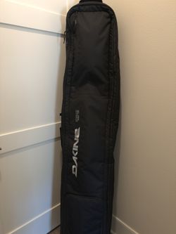 Complete Snowboard Setup – Whitespace 158, Salomon BOA Boots, Dakine Roller Bag
