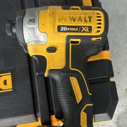 Dewalt 