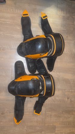 Motocross Knee Guards Pair Black and Orange