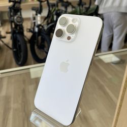iPhone 16 Pro Max White 256GB For Financing! Fully Unlocked! Take It Out Air $0 To $100 No Credit Required To Finance 