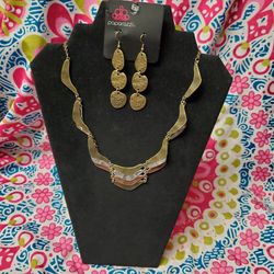 Paparazzi Mixed Metal Necklace and Earring Set