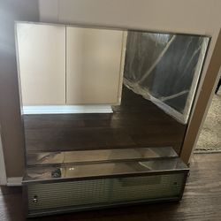 Bathroom Mirror Cabinet