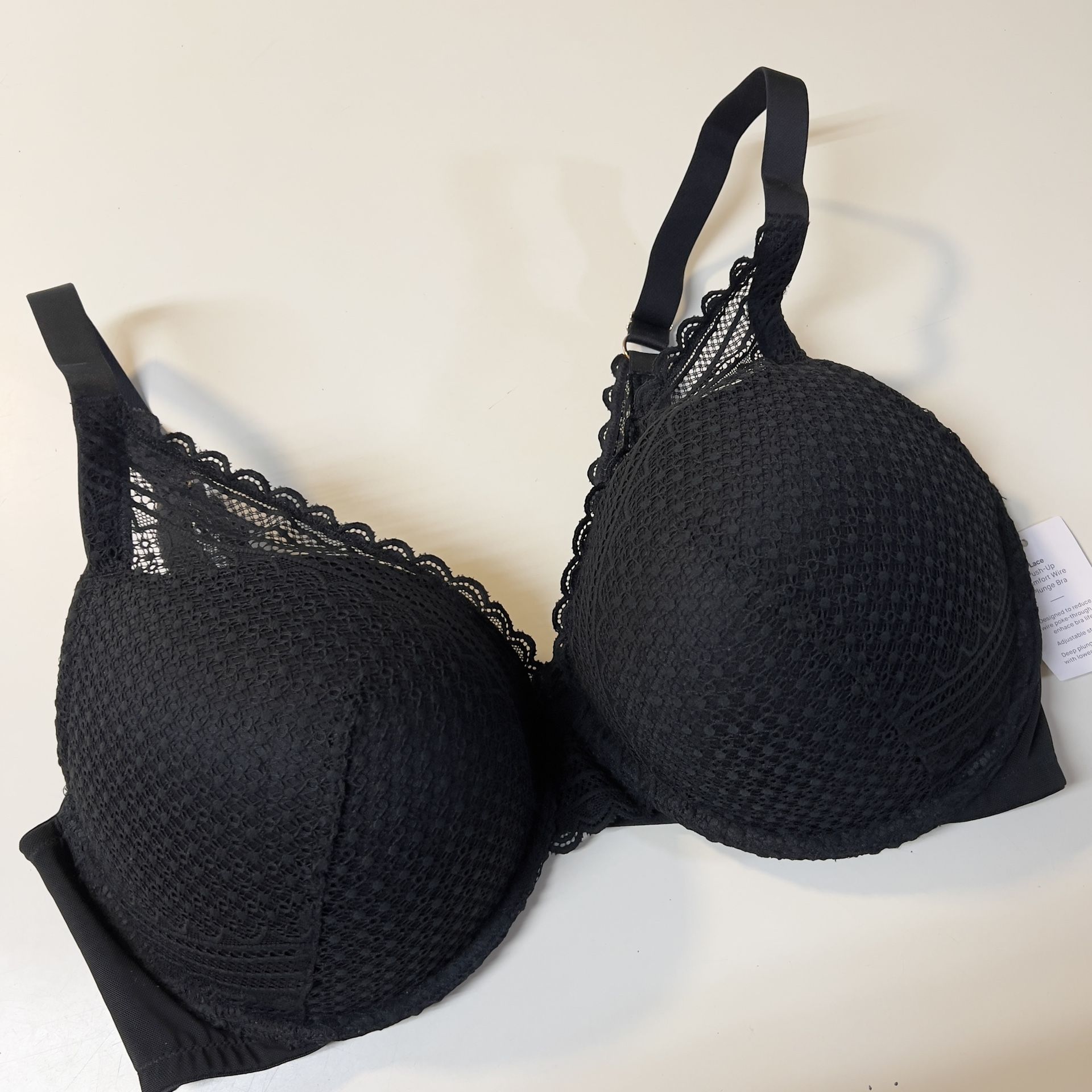 Auden Women’s Black Lace Plunge coverage Comfort Wire Push Up Bra Size 40DDD NWT