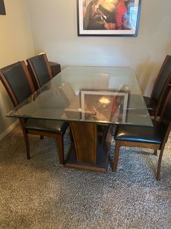 Glass dining table
