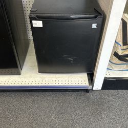 KENMORE MINI FRIDGE 