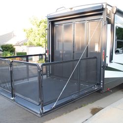 2022 Grand Design Momentum 25G