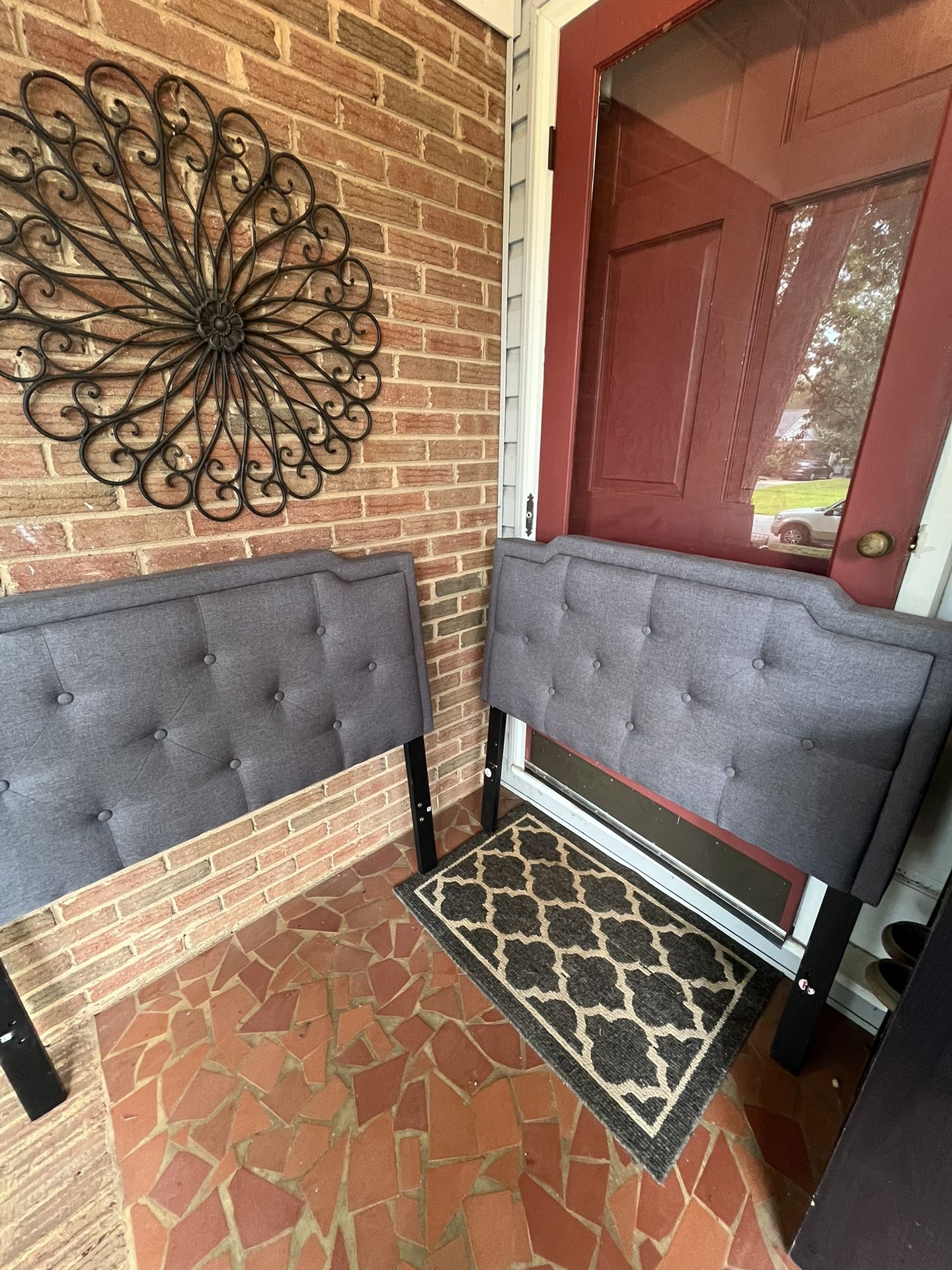 Twin Headboards (can Deliver)