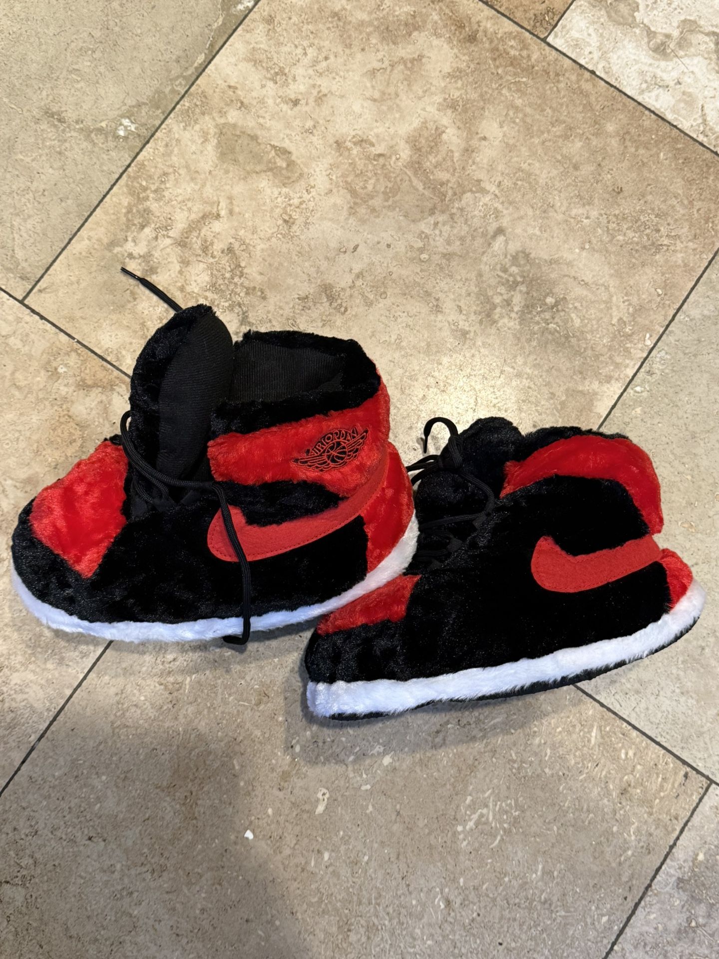 Jordan 1 Slippers Size 9-10