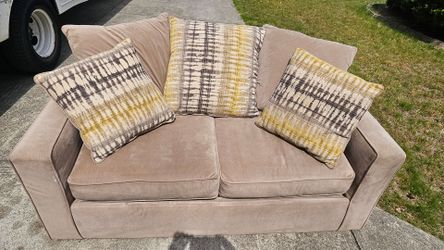 Sofa Set (Armchair, Loveseat + Pillows)