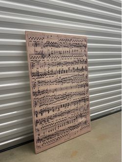 Musical notes canvas like frame
