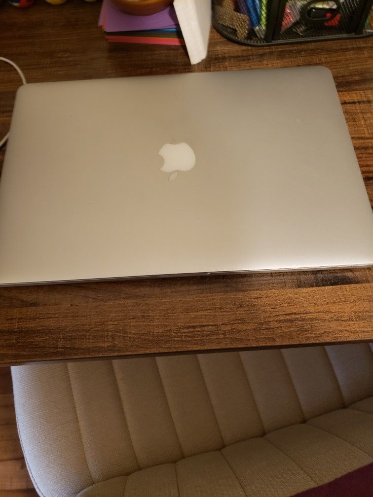 Macbook Pro 2013(selling For Parts) 