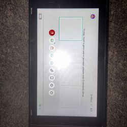 Nintendo Switch (3 Controllers)