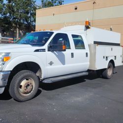 2012 F-350 Super Duty 4x4 Dually 4 Door