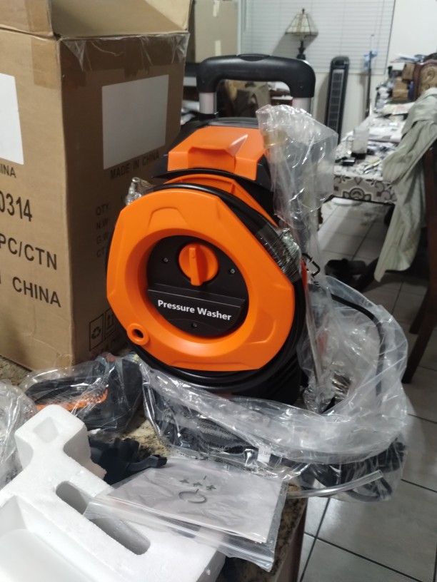 NEW ELECTRIC PRESSURE WASHER