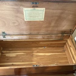 Selling Grandma Cedar Chest in wonderful condition 