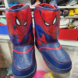 New Snow Boots Size 11