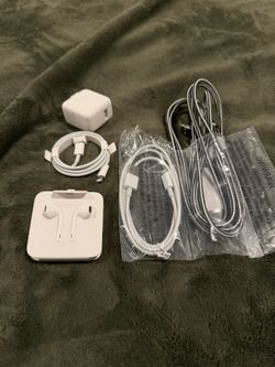 Apple Lightning Accessories 