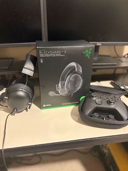 Xbox elite series 2 controller with headset