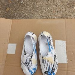 Foam Runner Women's Slip On Shoes Size 40EU