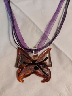 New glass pendant butterfly necklace