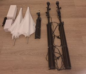 LimoStudio Photo Studio Umbrella Lighting Kit