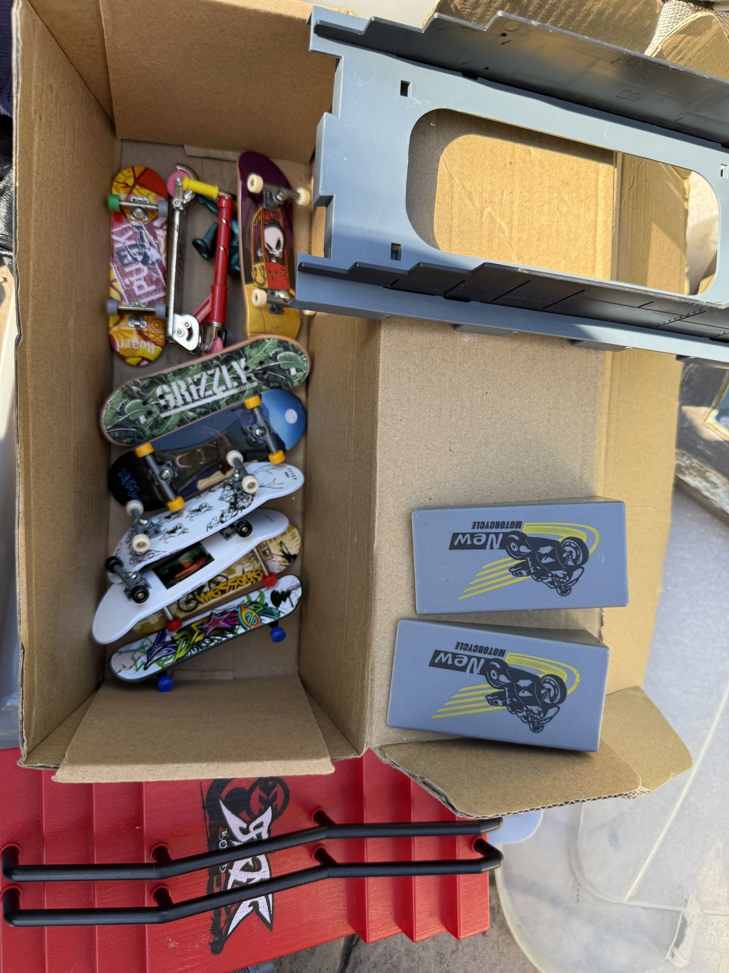 Tech Deck Donut Ramp Tech Deck Assortment! 8 Decks Plus Ramps for Sale in Burbank, CA - OfferUp