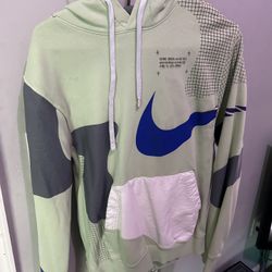 Men’s Nike Hoodie(  Small)