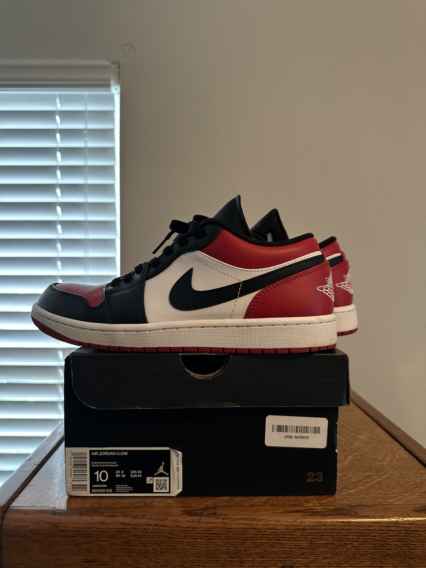 Air Jordan 1 Bred Toe