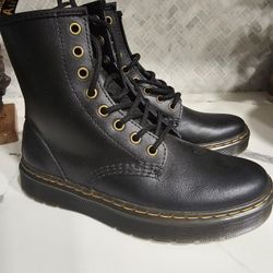 Size 7 Dr. Martin's Zavala Boots
