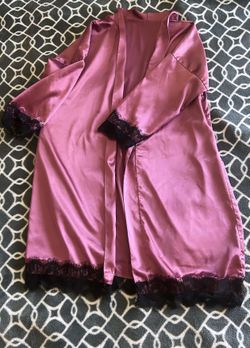 Robe - size large