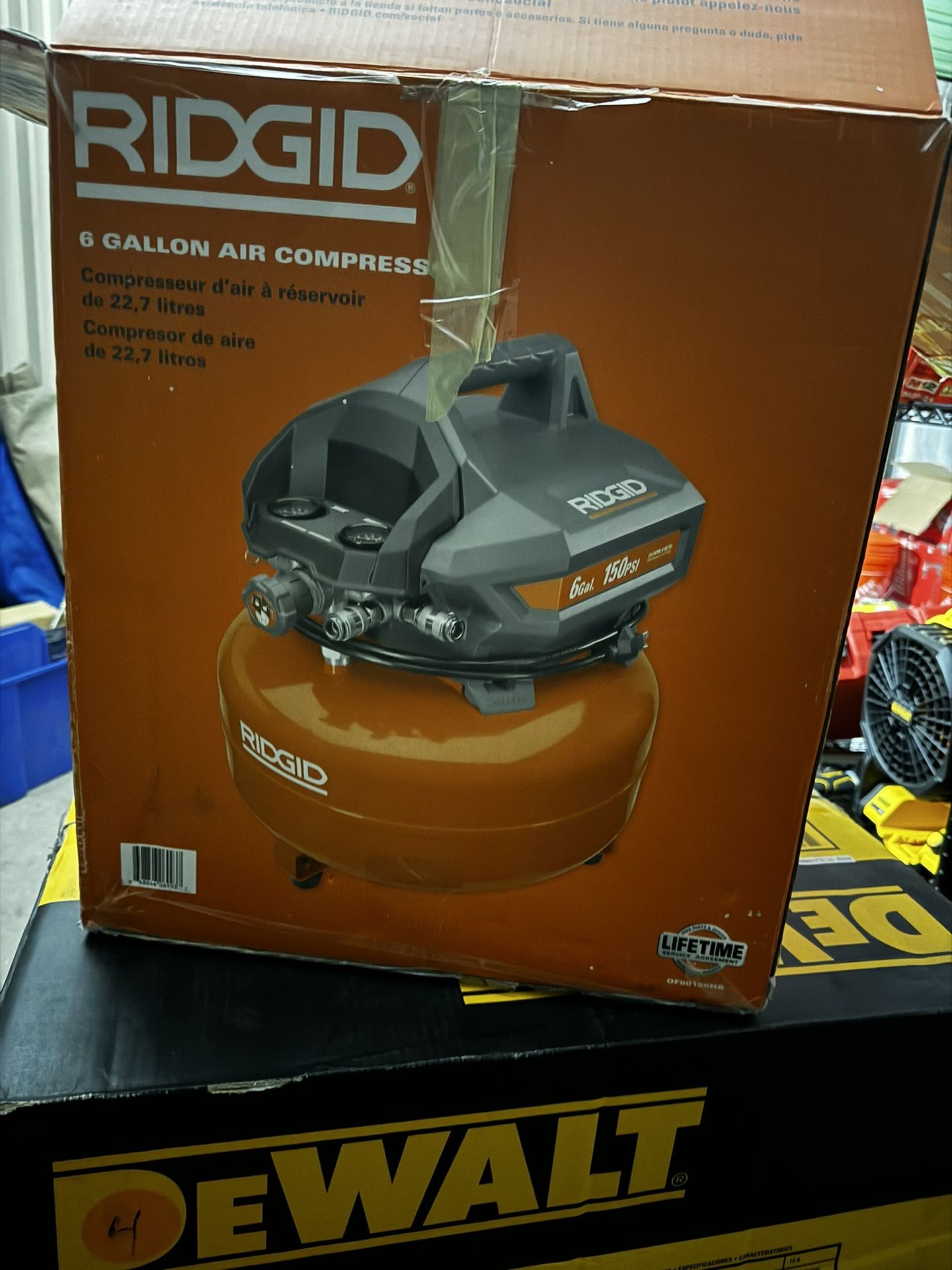 Ridgid 4.5 Gallon, Portable, Electric Quiet, Air Compressor.