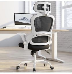 Black And White Office Chair 