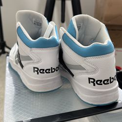 Reebok Shoes White Blue Size 5 Mens