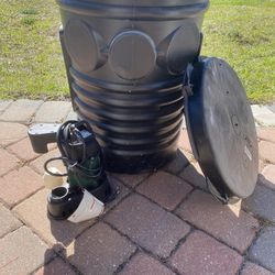 Lift station with pump