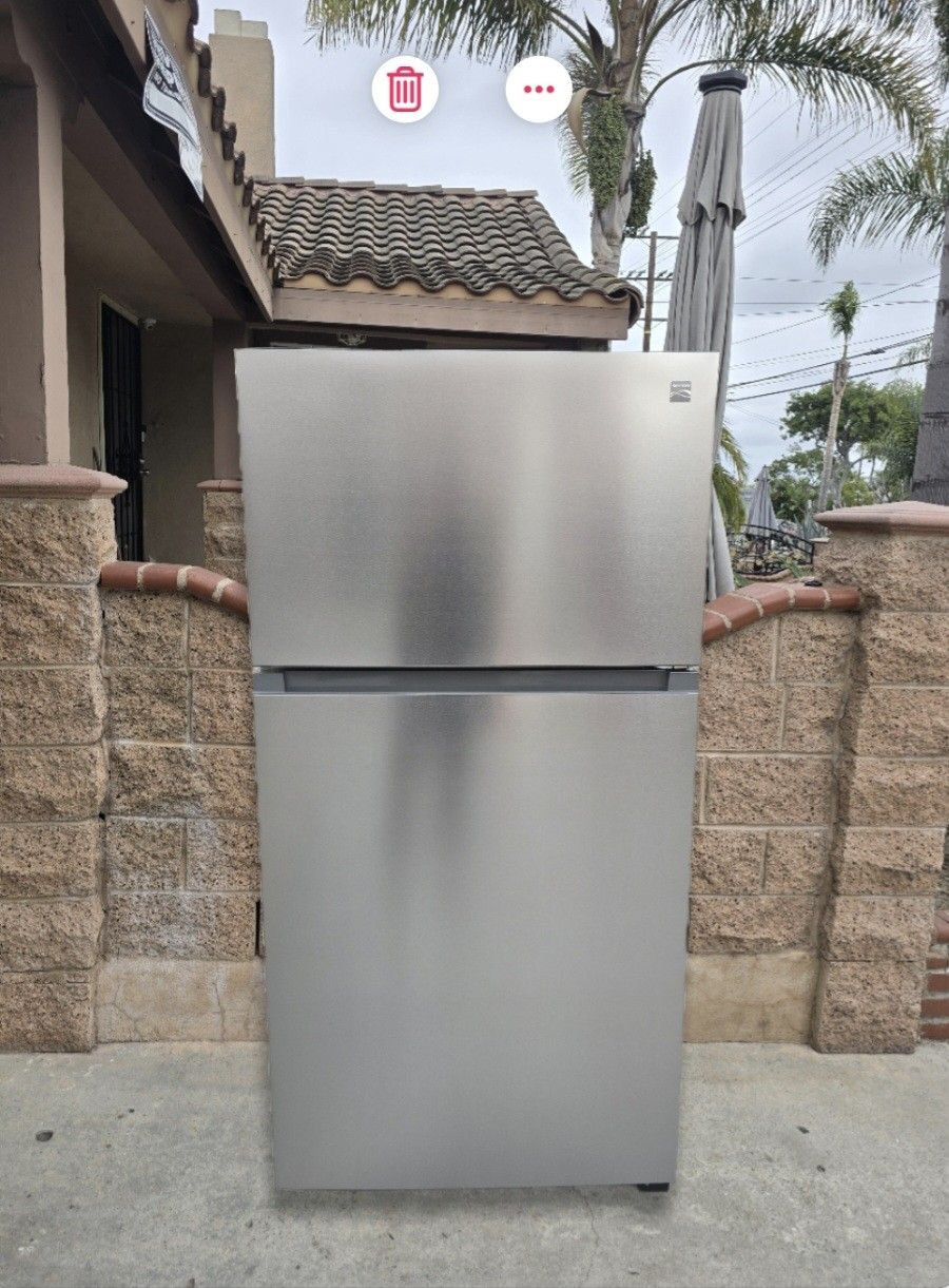 4MONTHS WARRANTY 33X31X66 KENMORE FRIDGE 21CUFT SILVER