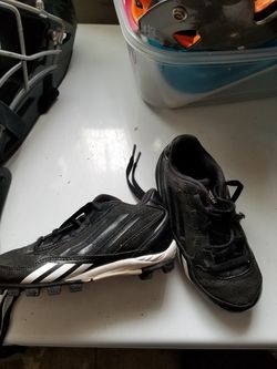 Soccer cleats