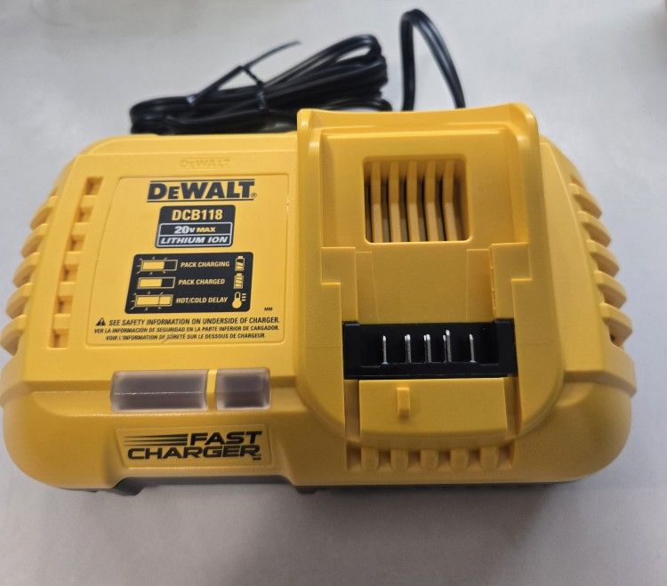 DEWALT FAST CHARGER