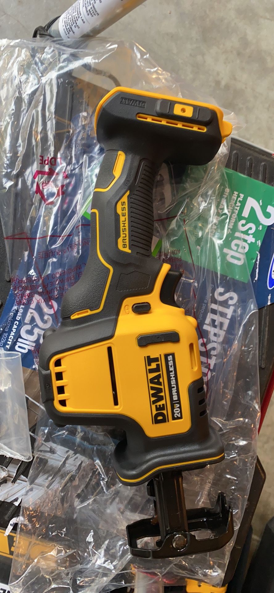 PRICE FIRM DEWALT ATOMIC 20-Volt MAX Brushless Compact Reciprocating Saw (Tool-Only)