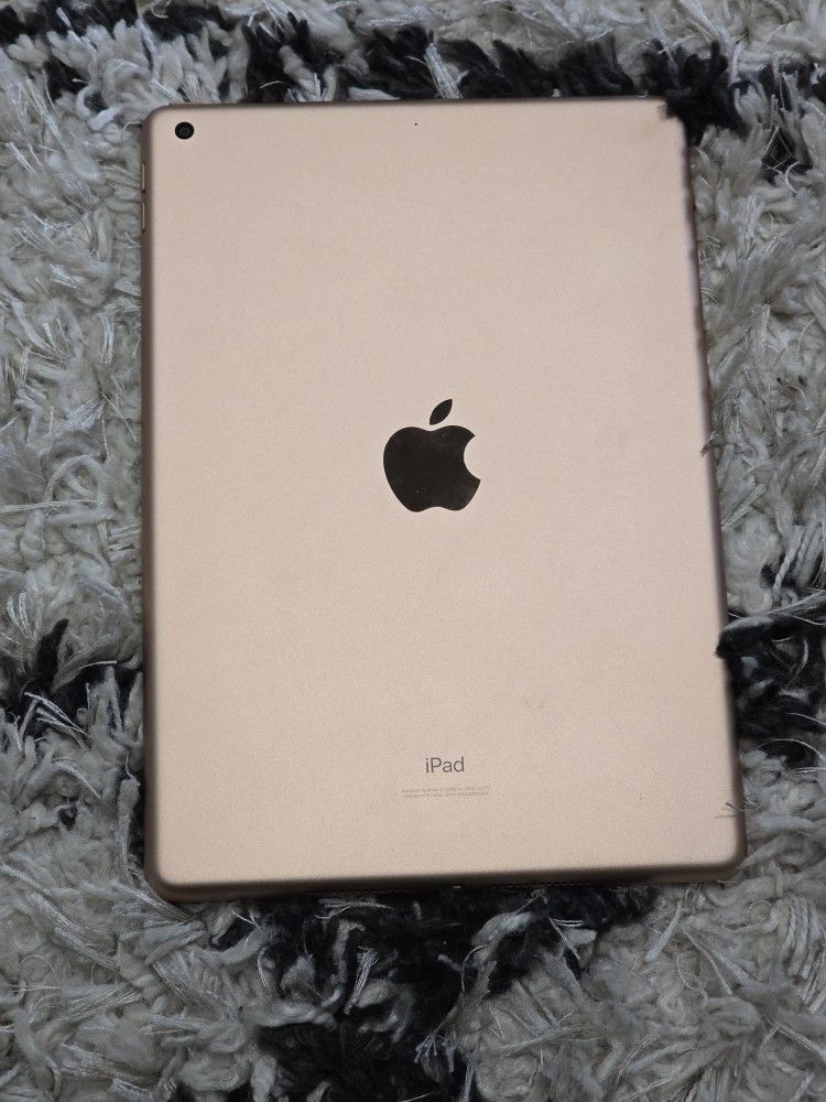 8th Gen Ipad - Rose Gold, 32 GB