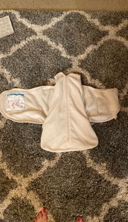 Baby swaddle