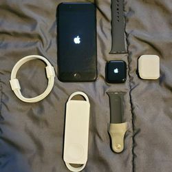 Iphone SE(2020) Newer Edition Unlocked, Apple Watch Series 6 40mm GPS & ECG(new)