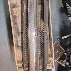 Chevy Trailblazer Grill 