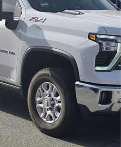 275/70/18 wheels and tires